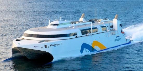 A Guide to Buying Ferry Tickets from Buenos Aires to Montevideo or Colonia